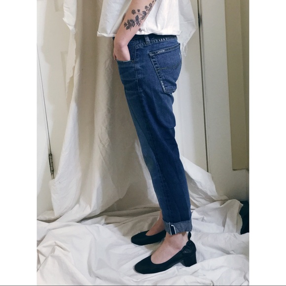 Crop Selvage Jean - Picture 2 of 6